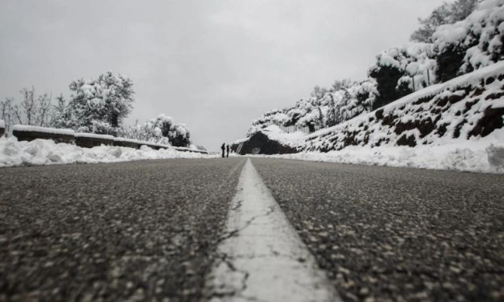 Εύβοια: Χιόνια, καταιγίδες και κλειστά σχολεία έως τις 31/1